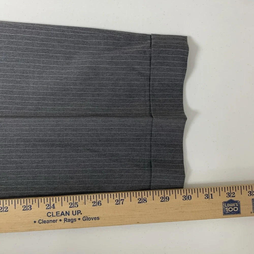 Tommy Hilfiger 2Pc Gray‎ Pinstripe Wool Suit Mens 41R / 34 x 30 Jacket Pants